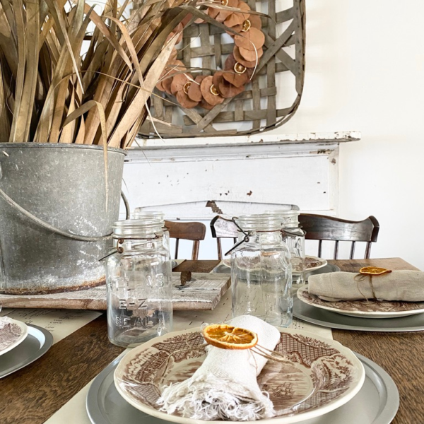 A Thrifty Thanksgiving Tablescape